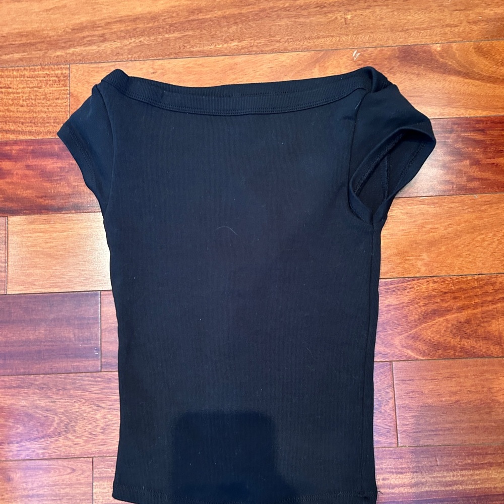 Black Women's Boatneck Short Sleeve Top
